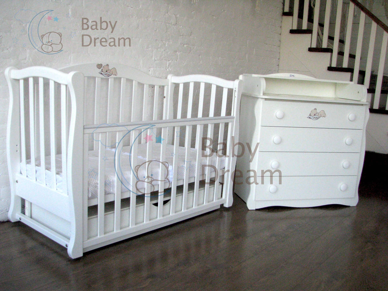 

Детская кроватка с комодом дуэт Magic Design Baby Dream