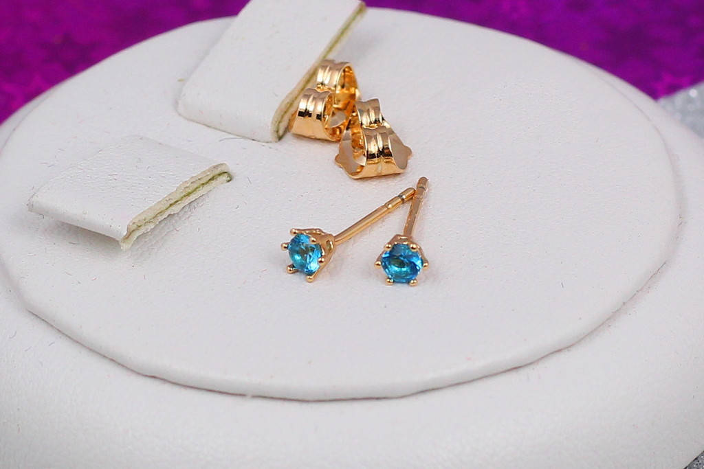

Серьги гвоздики Xuping Jewelry голубой камень 3 мм золотистые