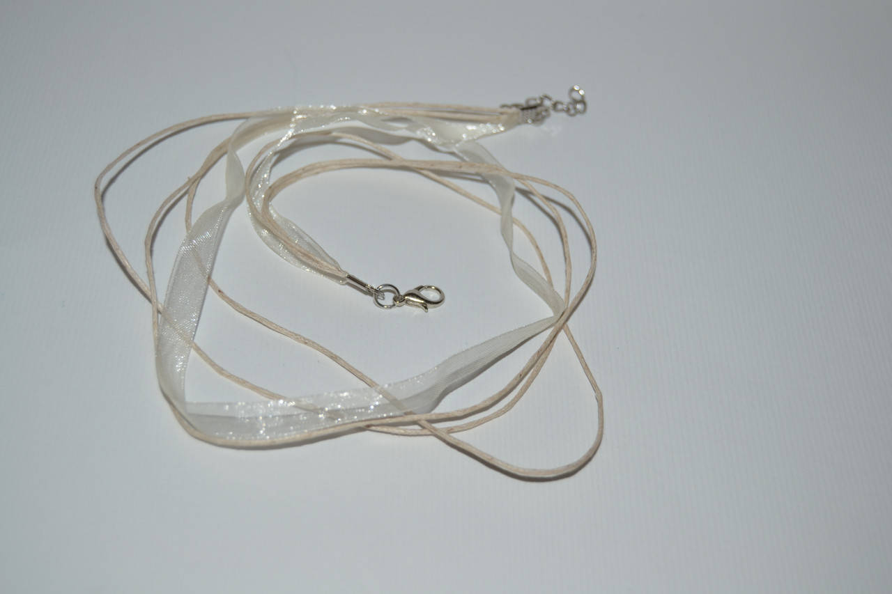 

Основа-кольє, шнур+стрічка із органзи, 44см, кольор- молочний