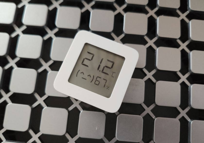 

Термометр гигрометр Xiaomi Mijia Bluetooth Thermometer 2 LYWSD03MMC