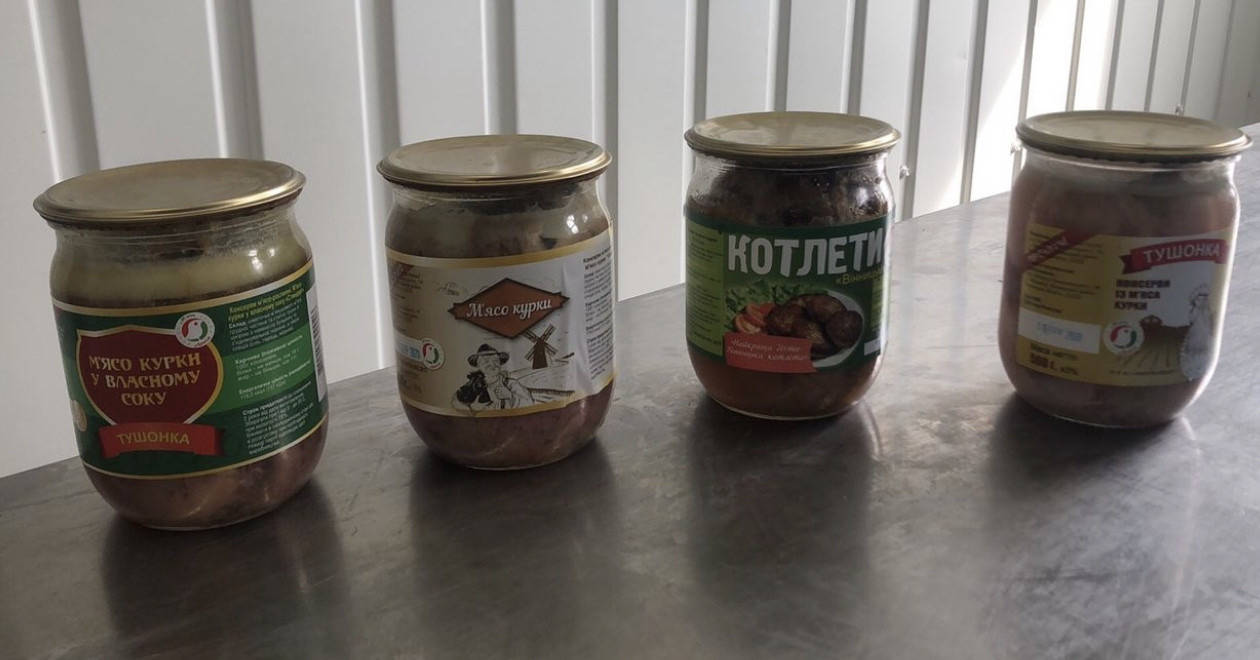 

Консерва м'ясна / тушонка куряча 500 г.