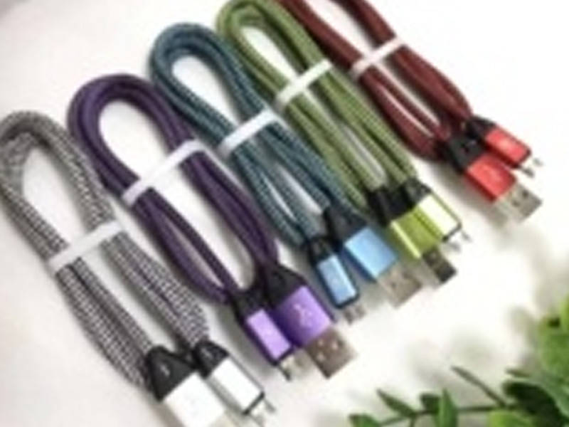 

Кабель USB - Lightning 1000шт 8577