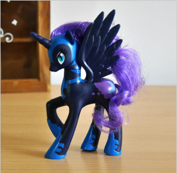 

Фигурка Единорог My Little Pony Пони-пегас Принцесса Луна 14 см 01843