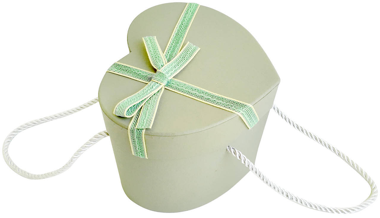 

Коробка подарочная сердце (2-TW) 12х15 см