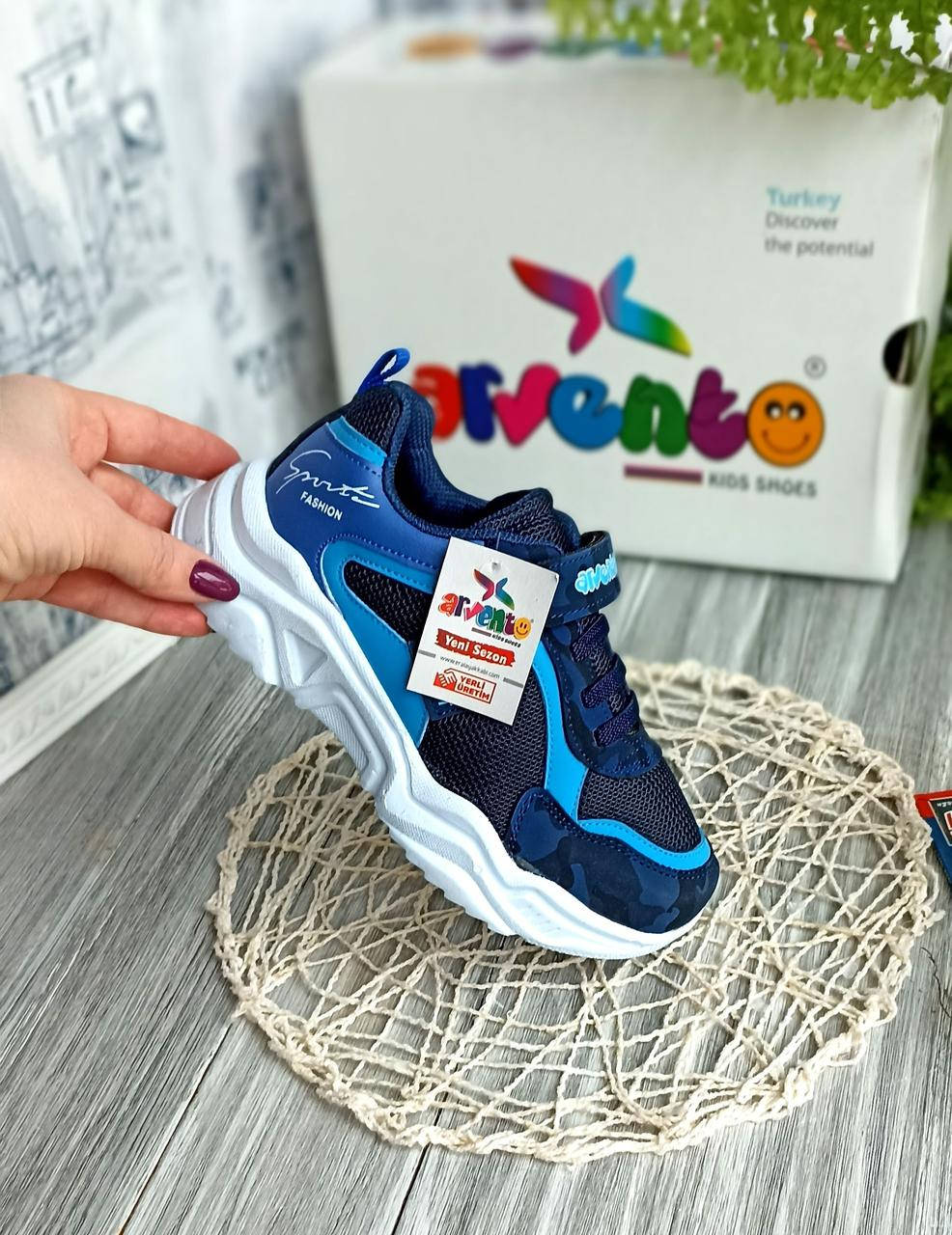 

Стильные Кроссовки хайтопы для мальчиков Турция 31-35 размеры