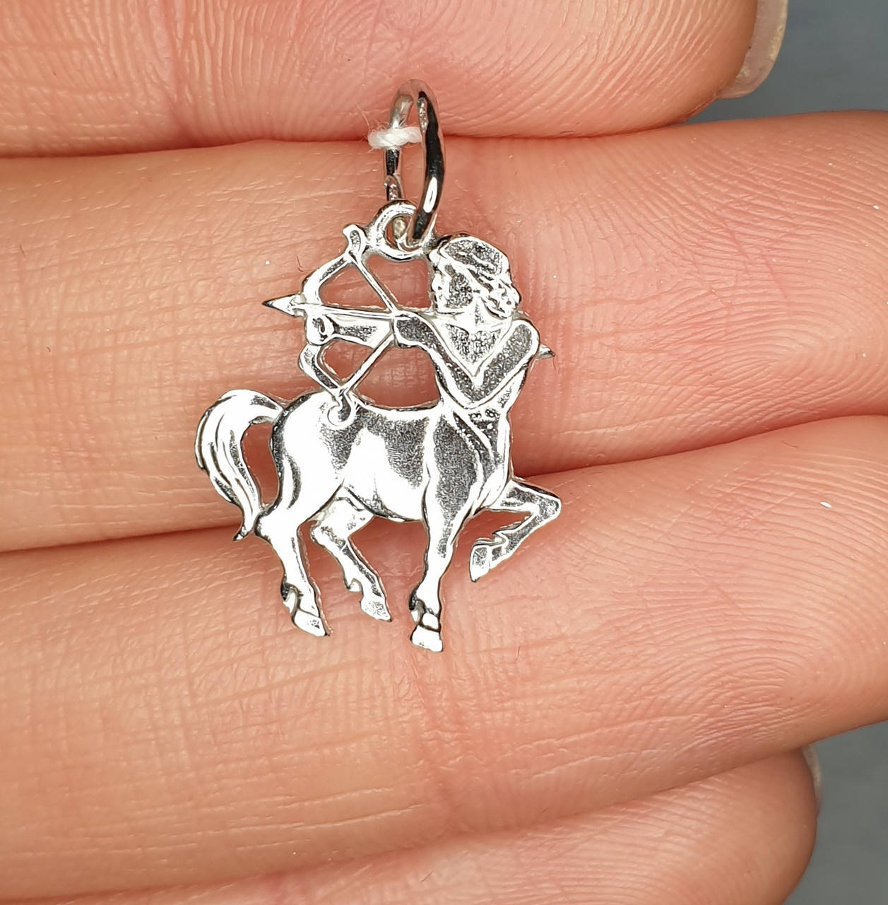 

Амулет серебряный "Стрелец" 1,10 г