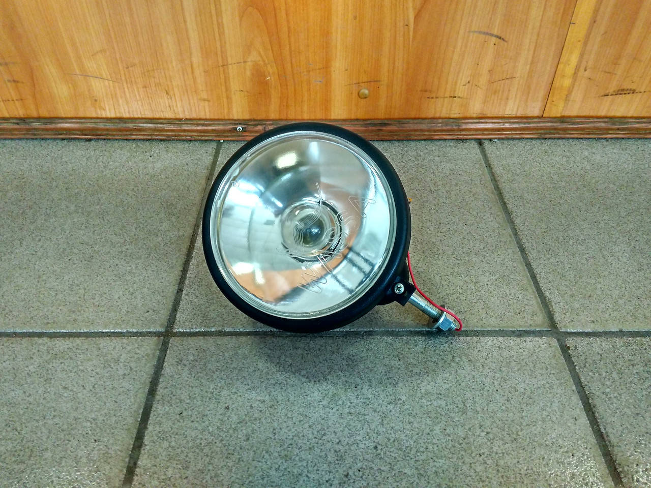 

Фара-прожектор в корпусе УАЗ (фароискатель), Черный