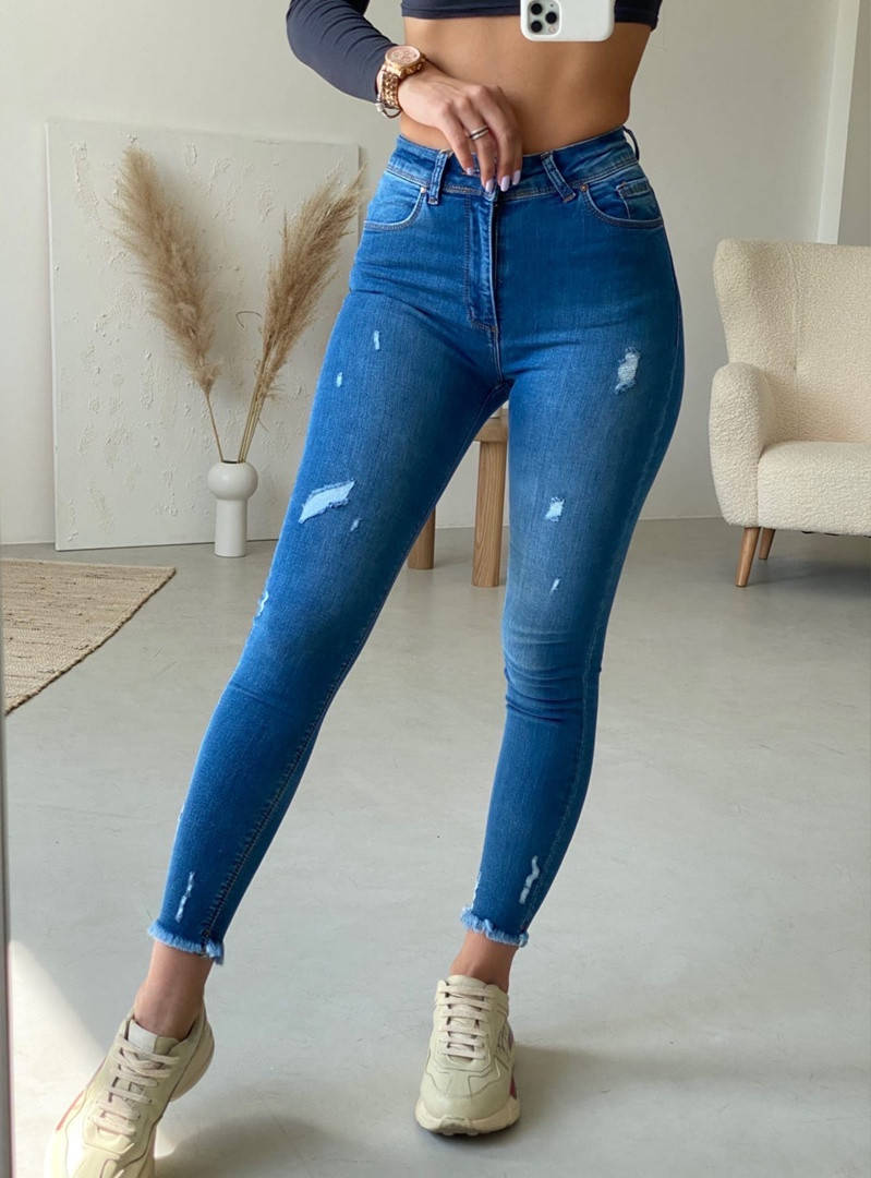 

Женские потёртые стрейчевые джинсы 26; 27; 28; 29 "ALLA" недорого от прямого поставщика