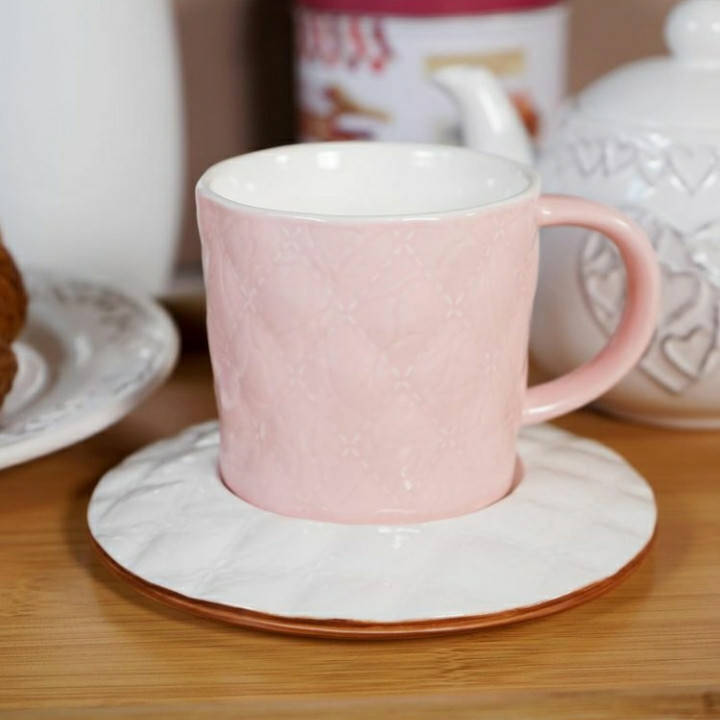 

Керамическая чашка - сюрприз "Мишка" 200 мл (фигурка внутри чашки)