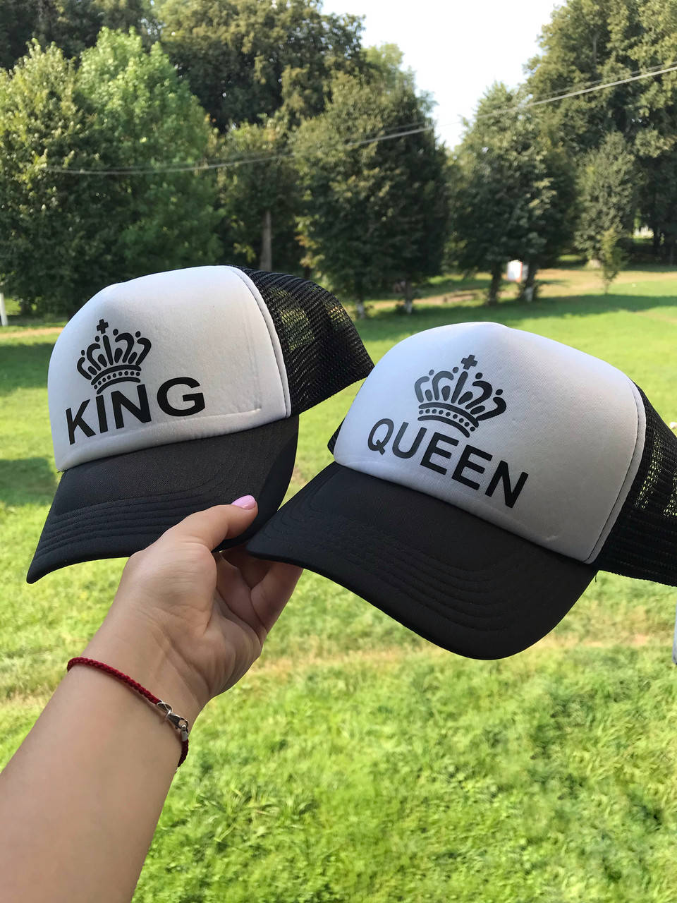

Парные кепки- тракеры с надписями - "KING\ QUEEN"., Черный