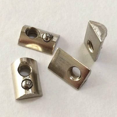 

T-образна гайка М4 під паз 8 мм скруглена