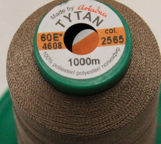 

Нитки Титан 60E Аріадна 1000 м колір 2565