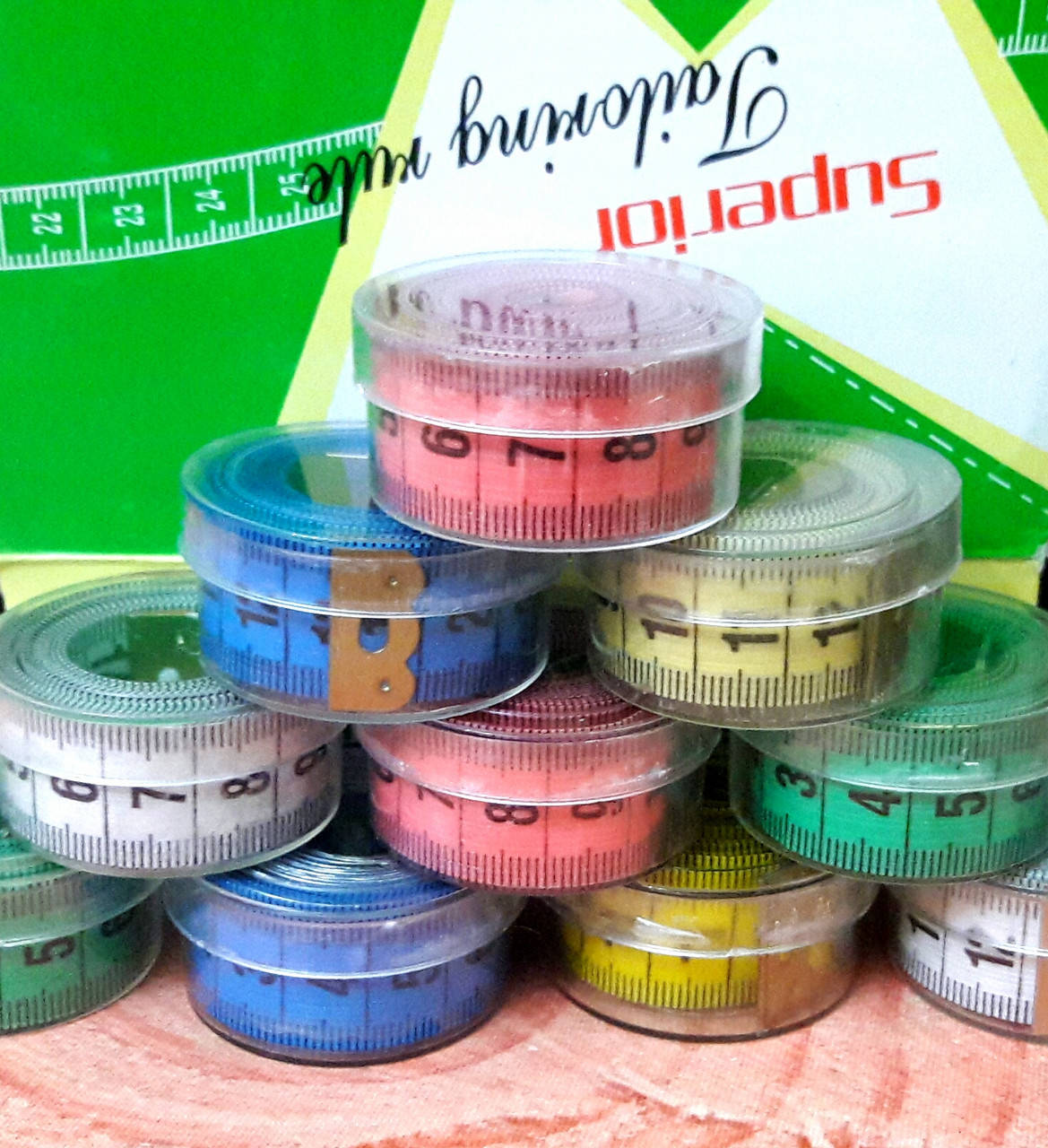 

Сантиметр 150см.