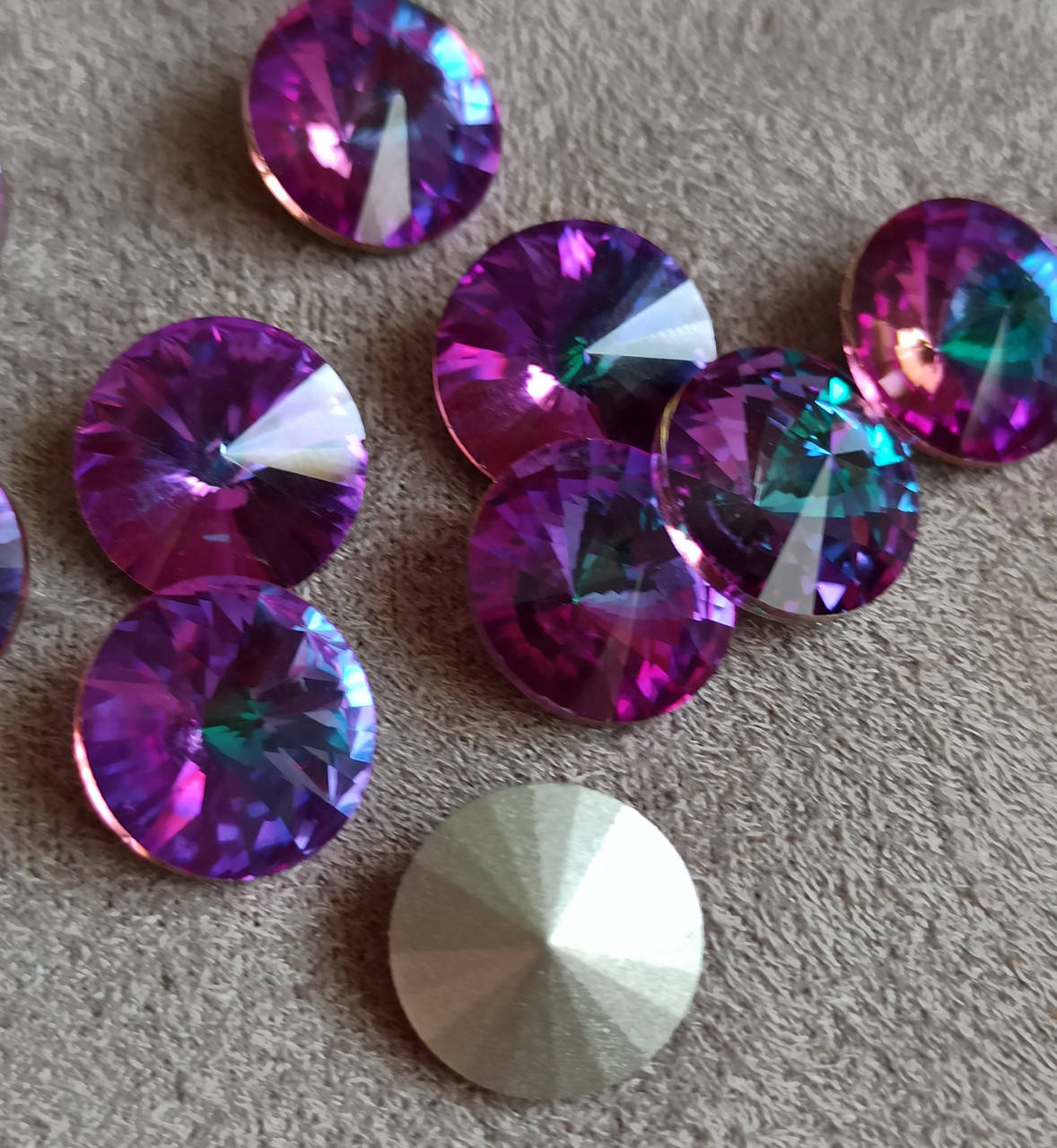 

Круглые Риволи, 12 мм, heliotrope, k9