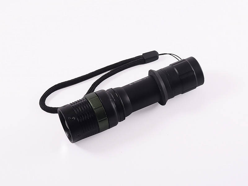 

Фонарь ручной POLICE BL-8455S-XPE (1x18650) 3xААА зажим, ремешок на руку