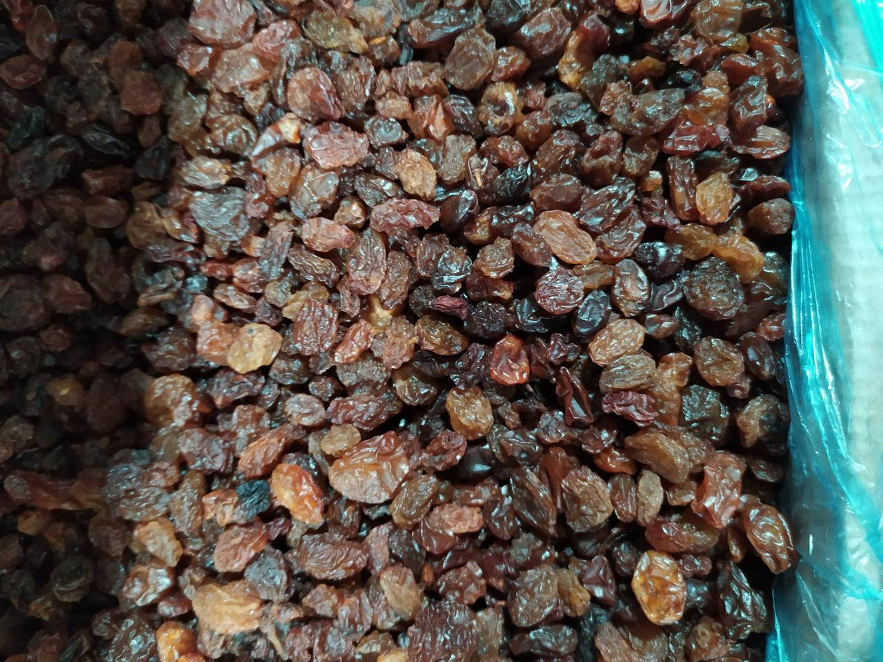 

Изюм темный иран 1 кг