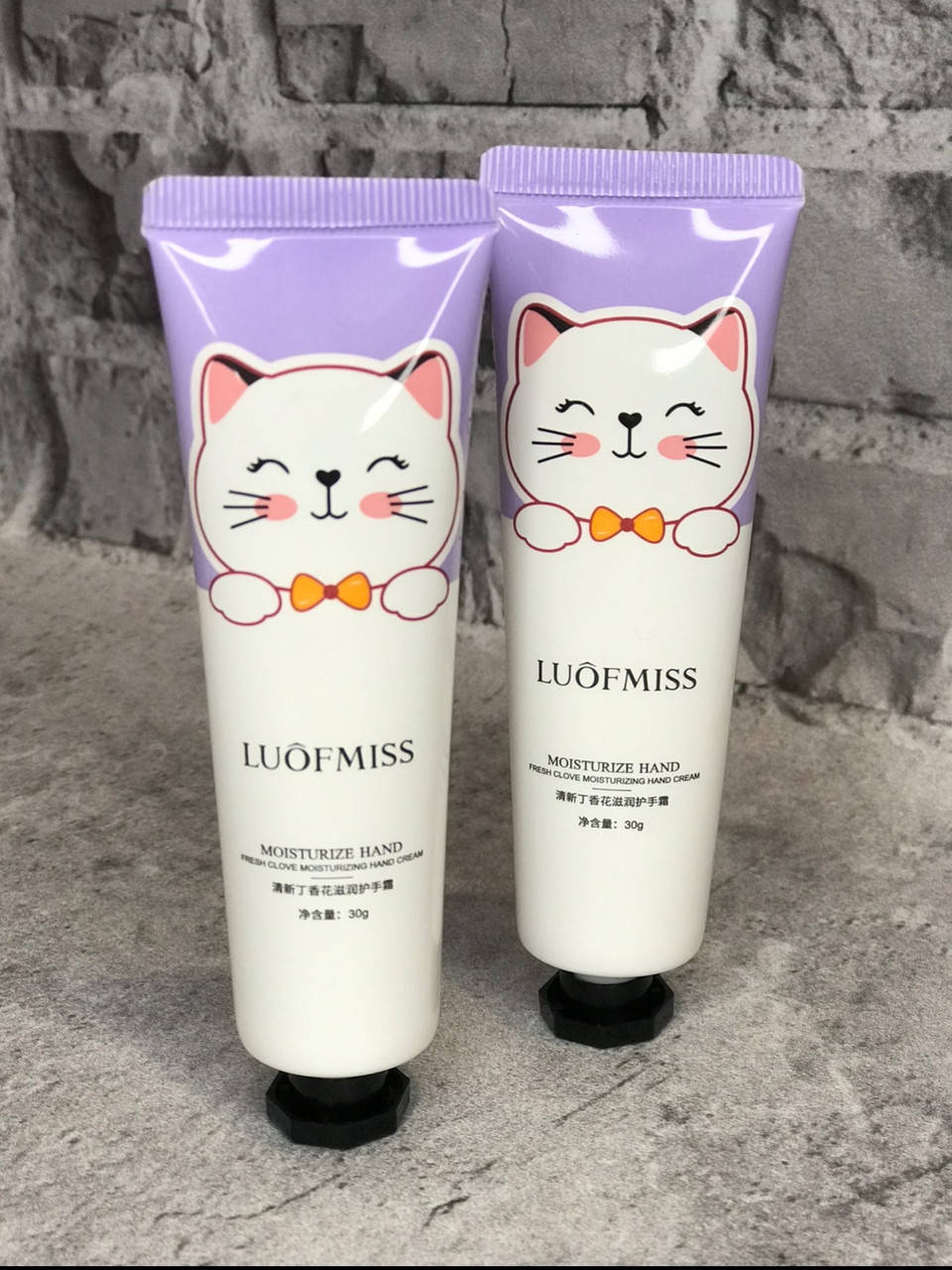 

Крем для рук з екстрактом бузку Luofmiss Moisturize Hand Cream