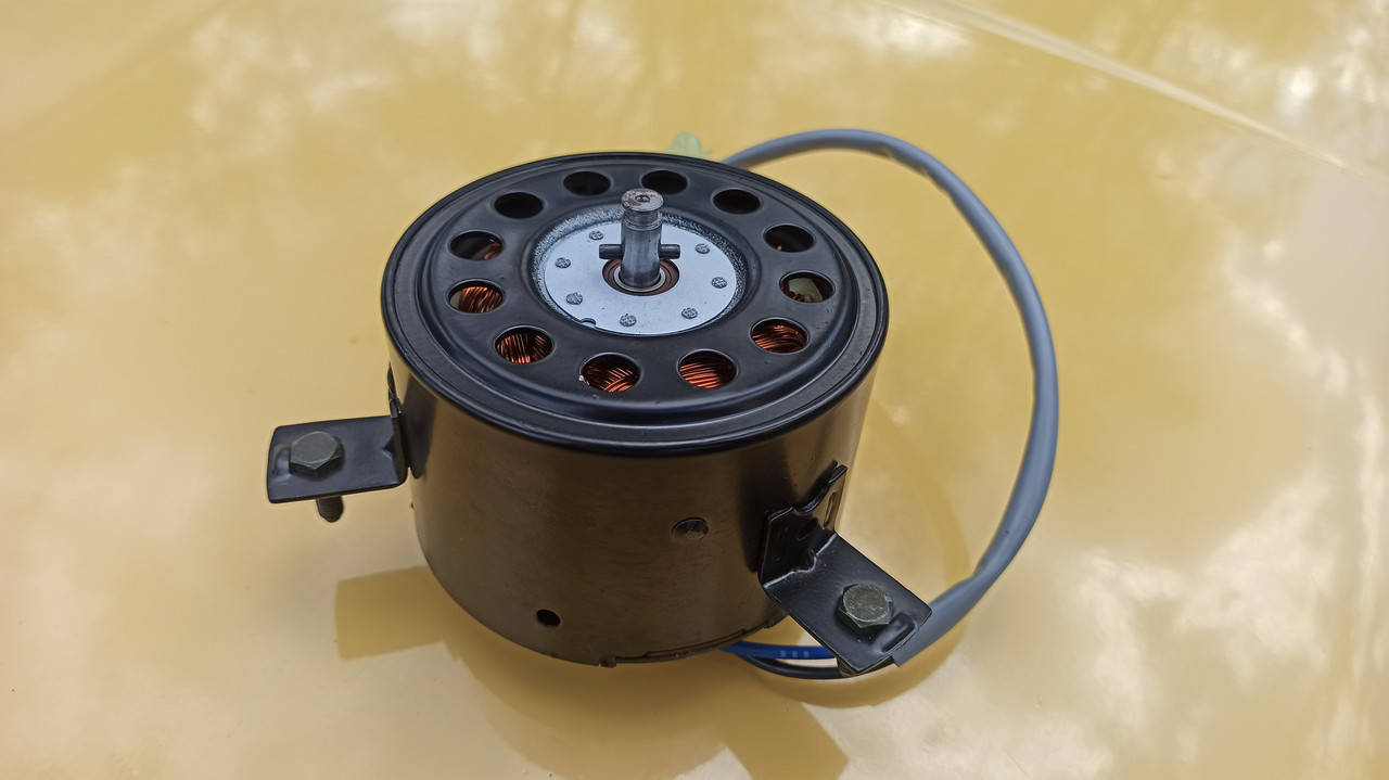 

Мотор вентилятора радиатора Матиз GM 03381-1270