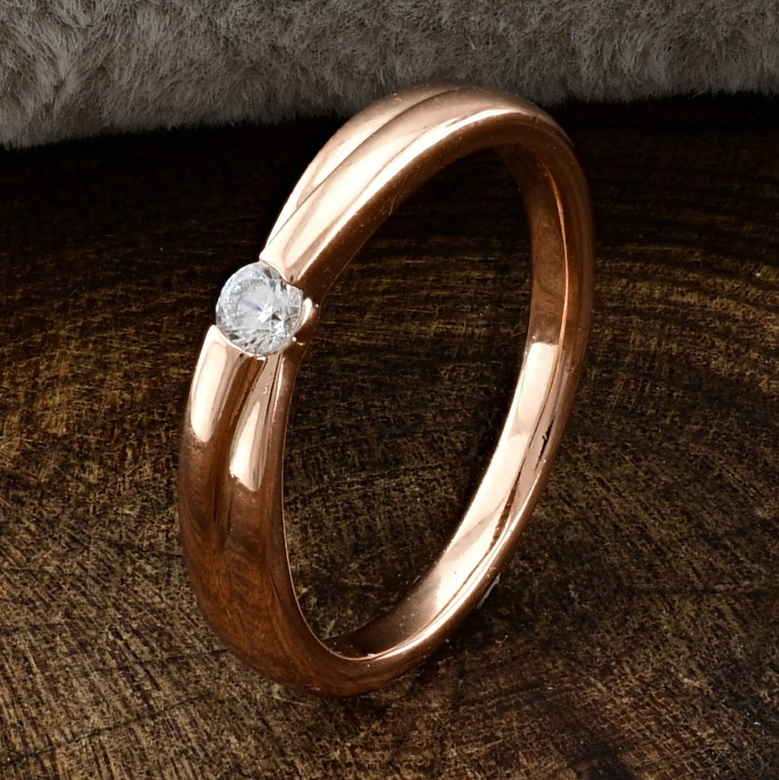 

Кольцо Xuping 35426 белые фианиты позолота РО размер 18