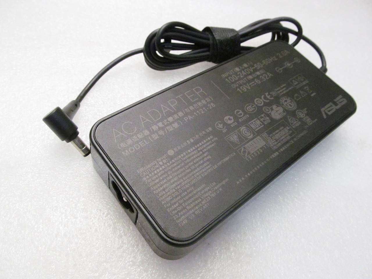 

Блок питания Asus 120W PA-1121-28 Slim-корпус 19V, 6.32A, разъем 5.5/2.5 [3-pin] ОРИГИНАЛЬНЫЙ