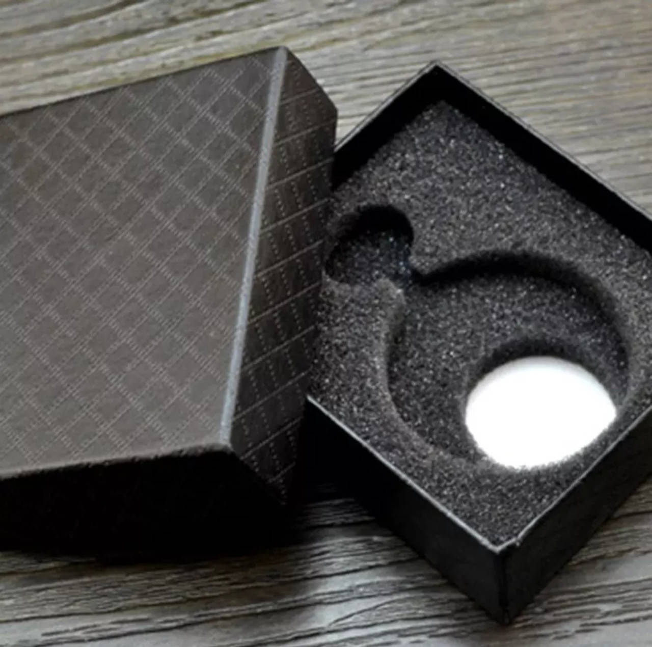 

Коробочка для карманных часов.Только с часами нашего магазина.