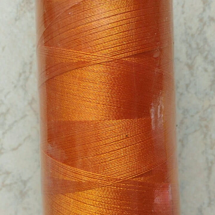 

Нитки для машинной вышивки 120D/2, серег-кистей 3000 ярдов № 3147, Оранжевый