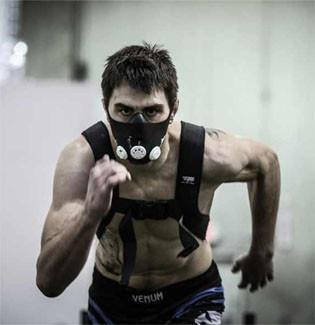 

Маска для бега Elevation Training Mask 2.0 для тренировок спортом ограничитель дыхания Черный