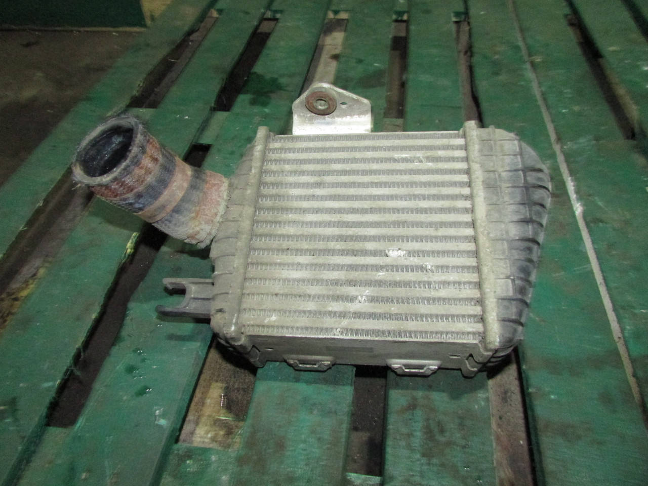 

Интеркулер Hyundai Tucson 2004-2014 282702725X