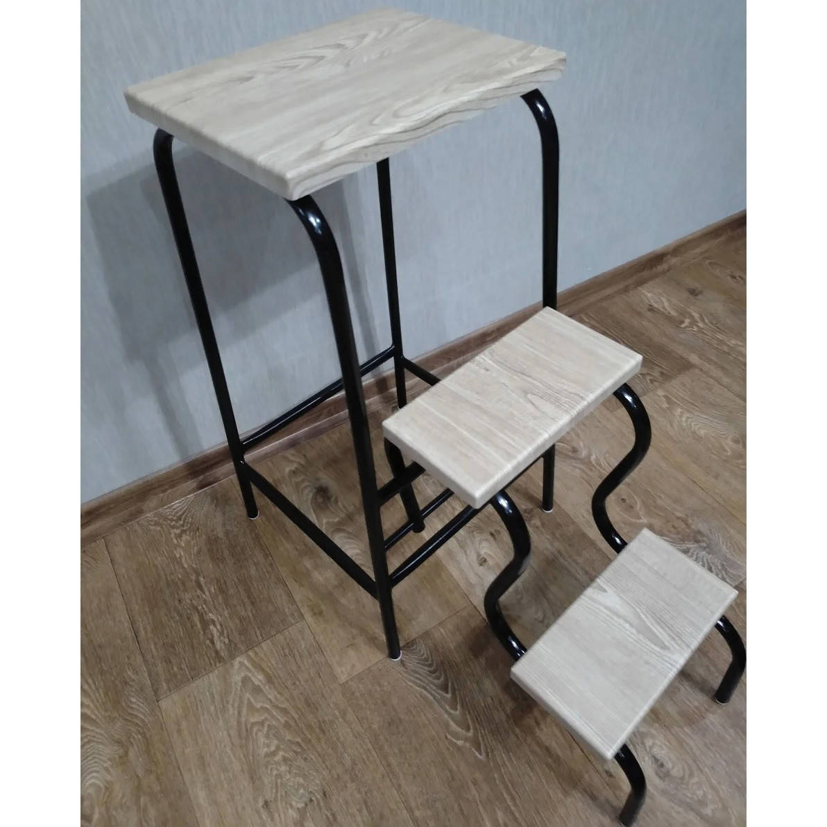 

Стул табурет складной стремянка на три ступени