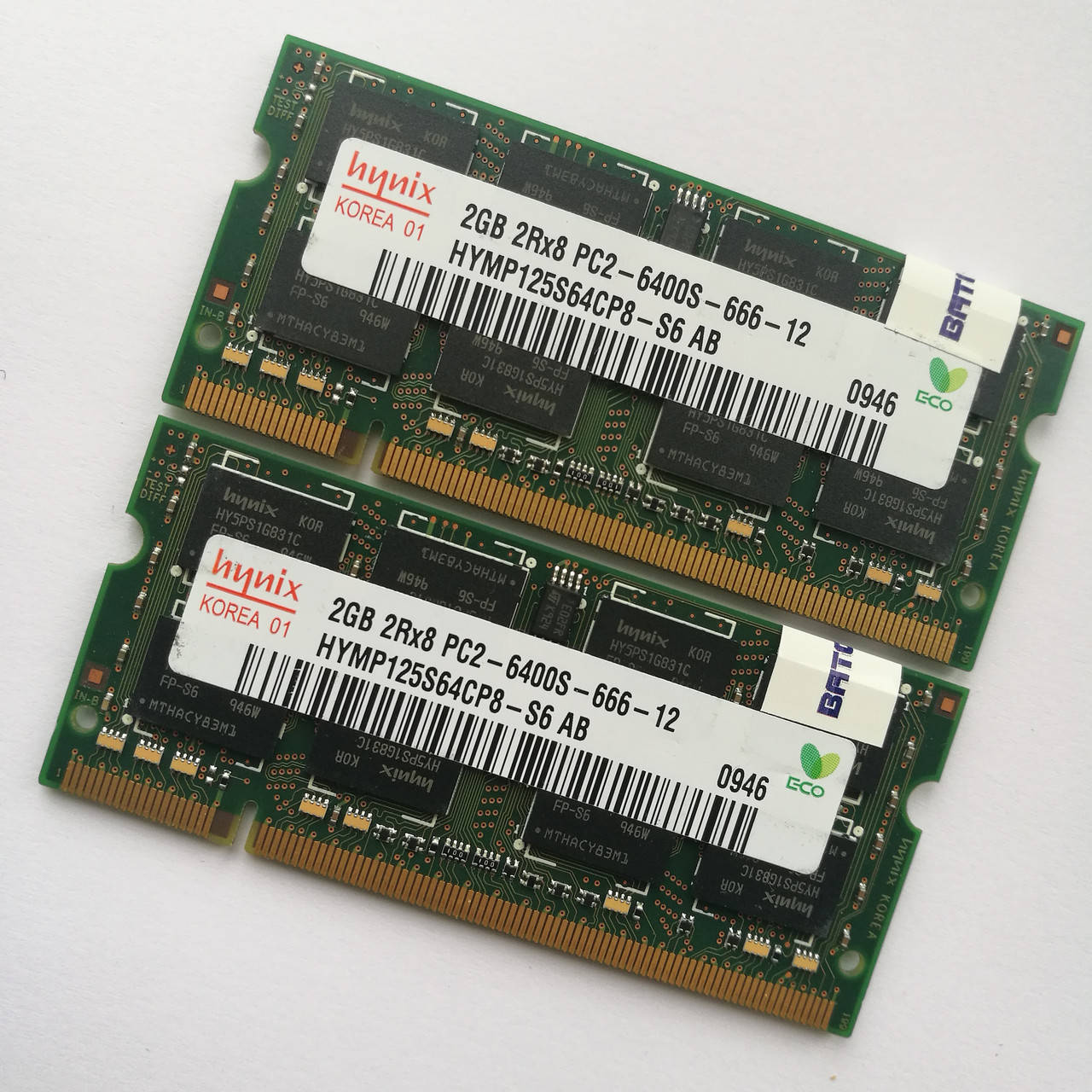 

Пара оперативной памяти Hynix SODIMM DDR2 4Gb (2Gb+2Gb) 800MHz 6400S CL6 (HYMP125S64CP8-S6 AB) Б/У