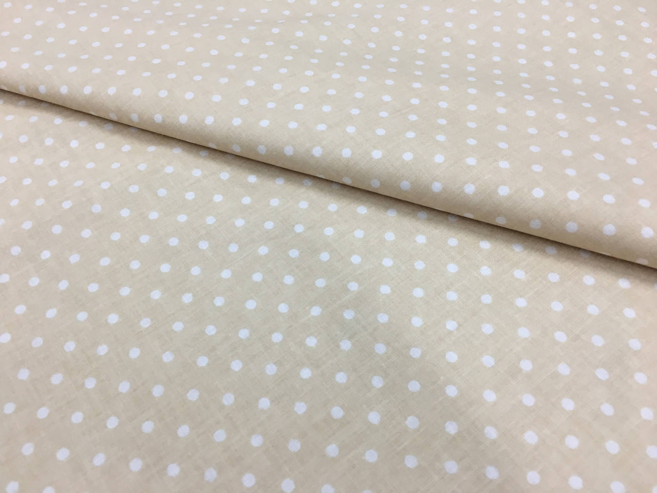 

Польская хлопковая ткань "Горох на бежевом 4 мм ", Разные цвета