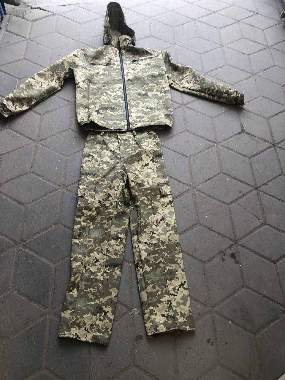 

Костюм камуфляжный пиксель военная форма, Бежевый