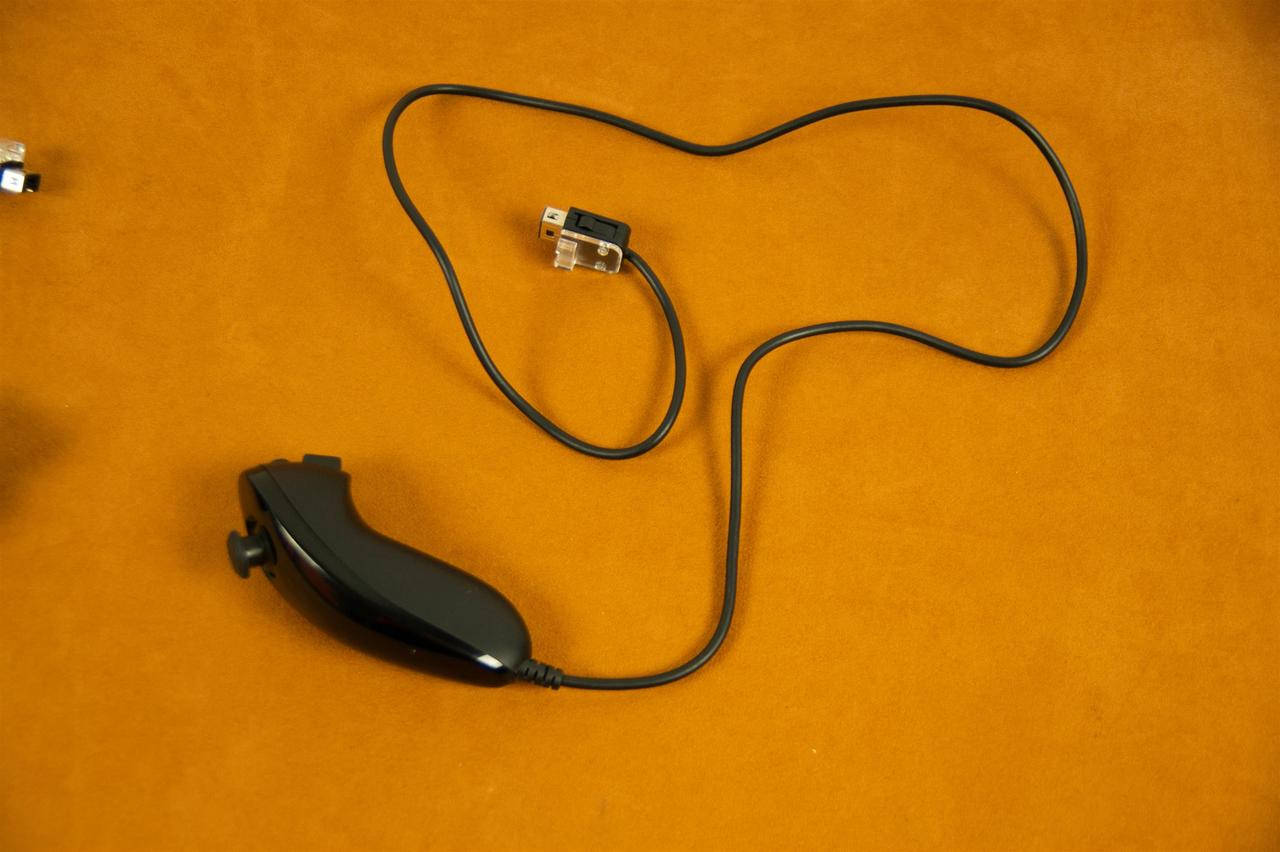 

Джойстик нунчак Nintendo Wii Nunchuk, Белый