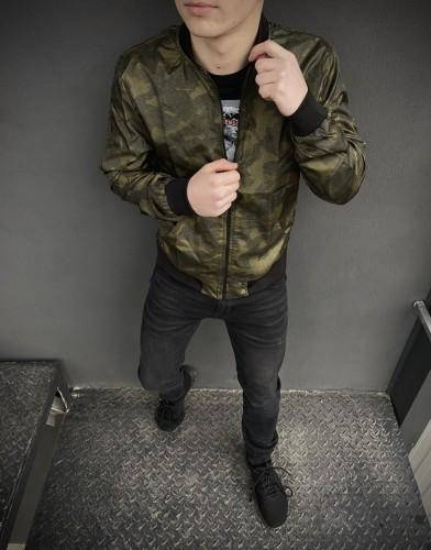 

Бомбер камуфляж мужской весенний