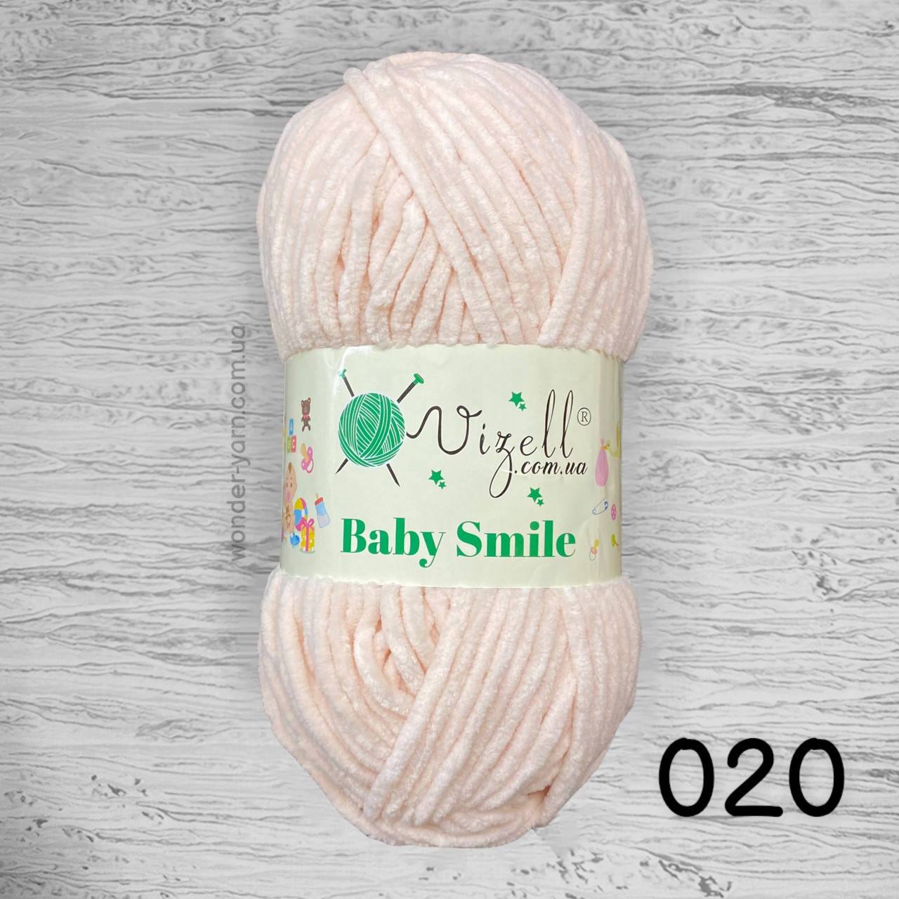 

Плюшевая пряжа Vizell Baby Smile / Визель Беби Смайл 020 кремовый