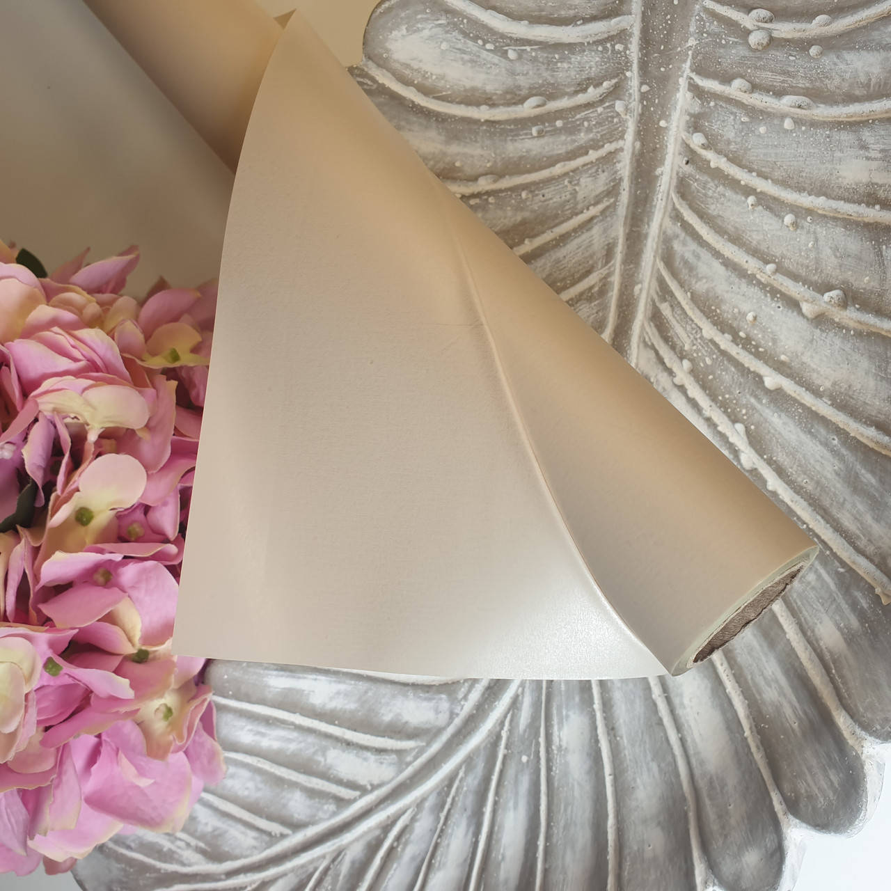 

Упаковка для цветов (пленка корейская) Цвет капучино