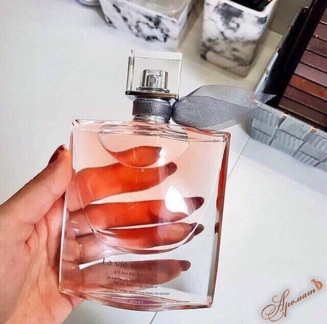 

Lancome Женская парфюмированная вода La Vie Est Belle Ланком парфюмерия