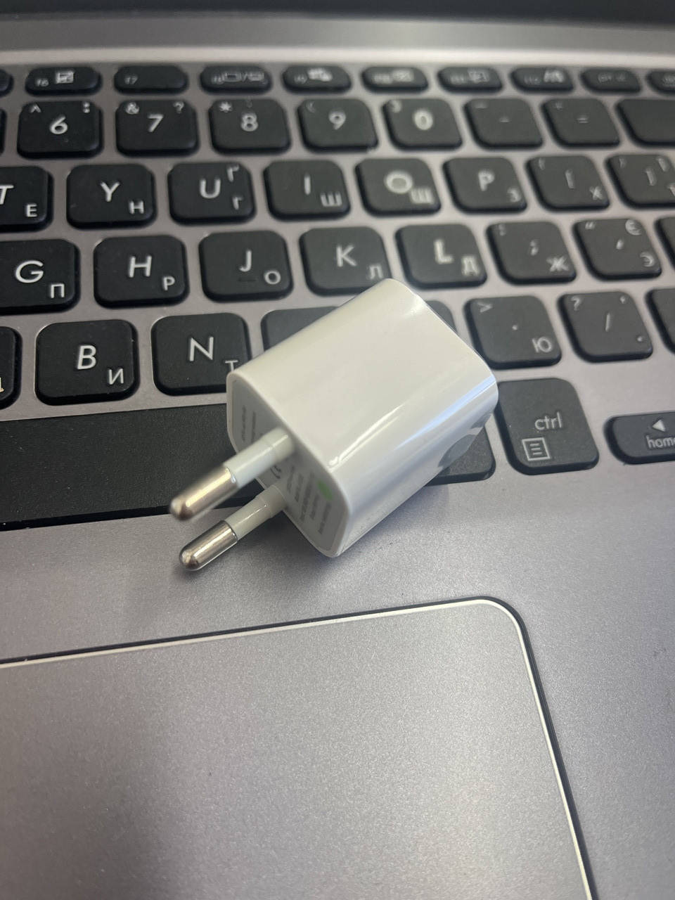 

Сетевой адаптер USB 2А, Белый