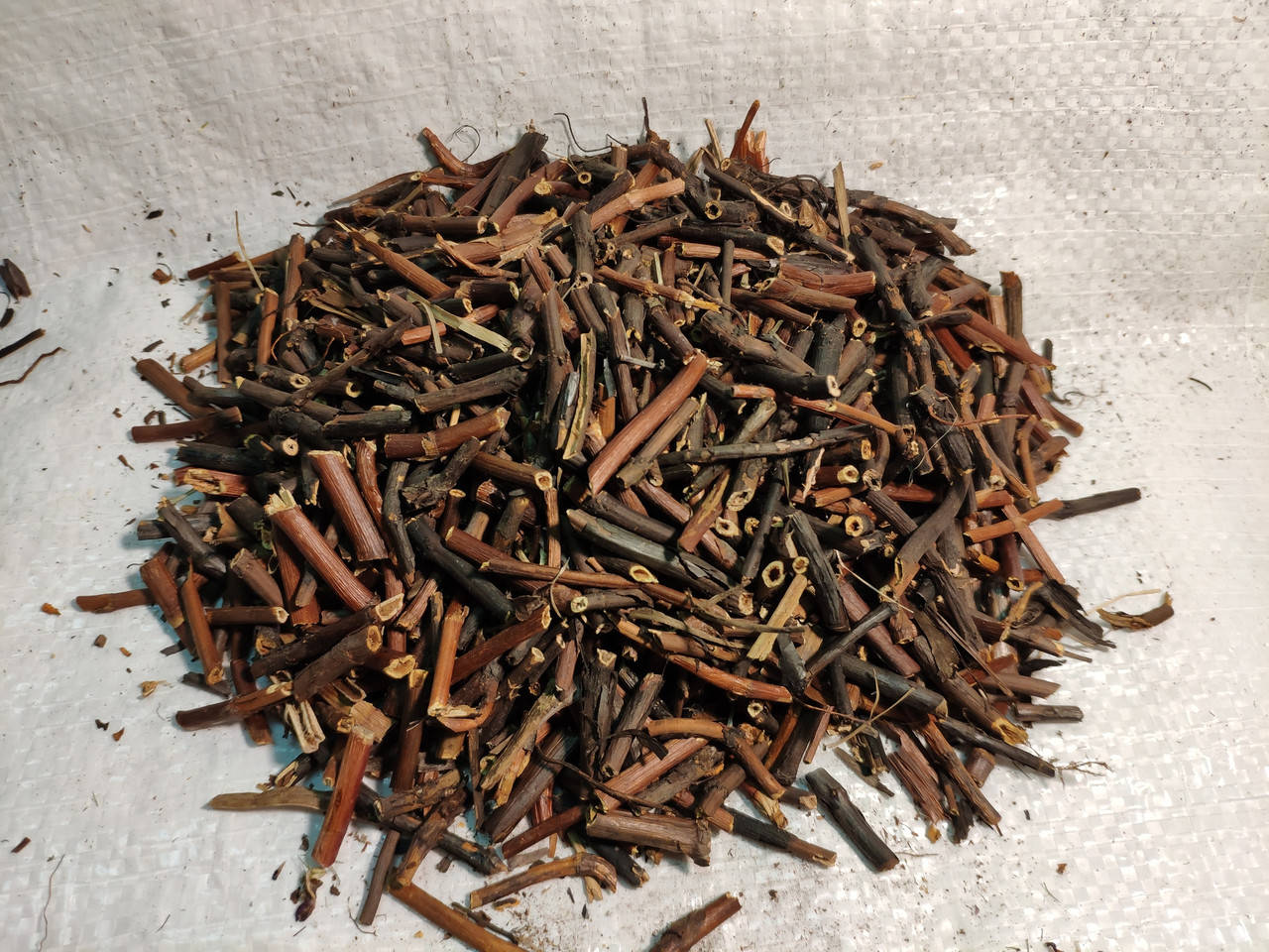 

Сабельник болотный, корень 500