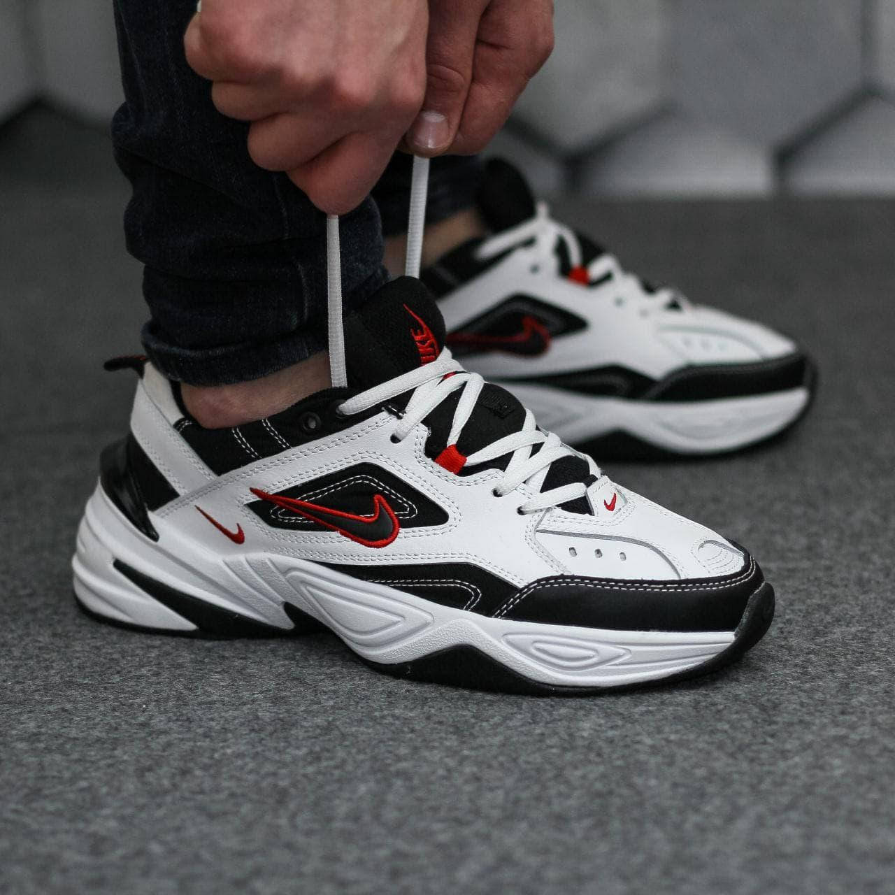 

Мужские кроссовки Nike M2K Tekno White Black Red белые с черно-красным (41-46), Белый