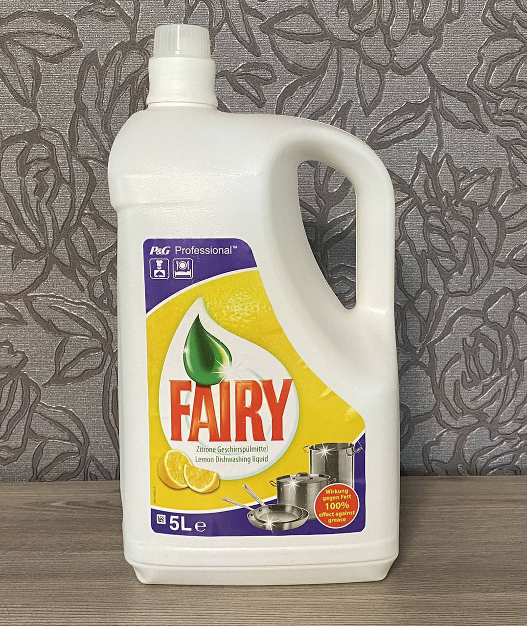 

Средство для мытья посуды Fairy лимон 5л