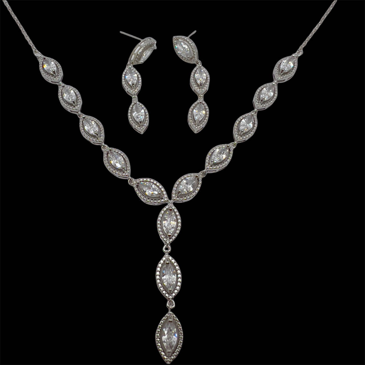 

Свадебный набор бижутерии Swarovski