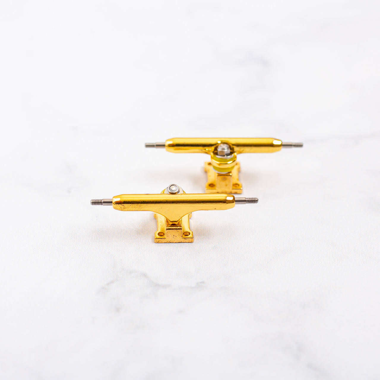 

Подвески для фингерборда Slim Solid Trucks 34мм Gold, Золотистый