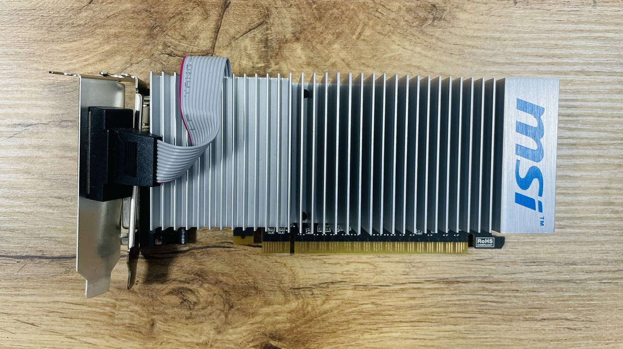 

Видеокарта MSI GeForce 210 низкий прфиль