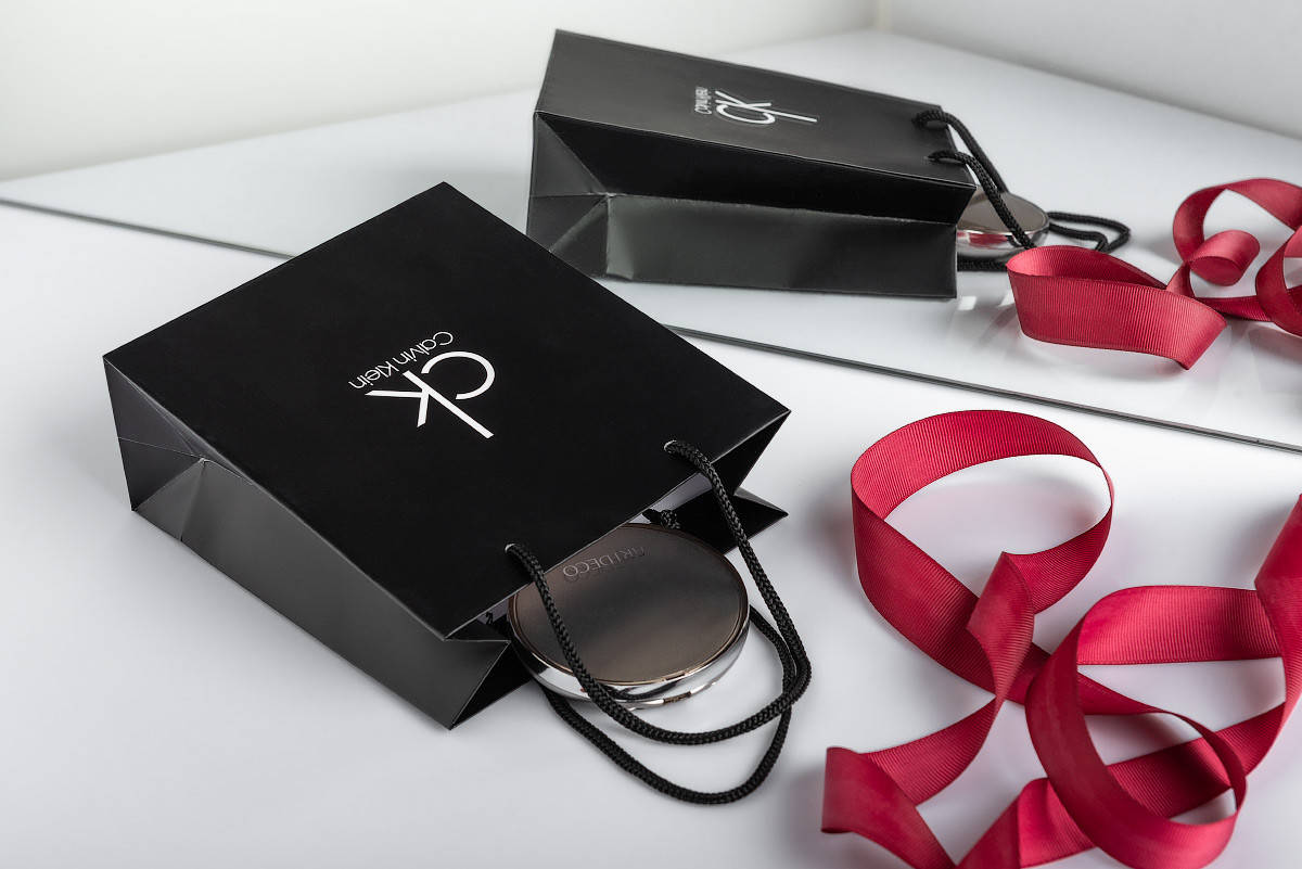 

Пакет Calvin Klein черный маленький 14х18х6,5см