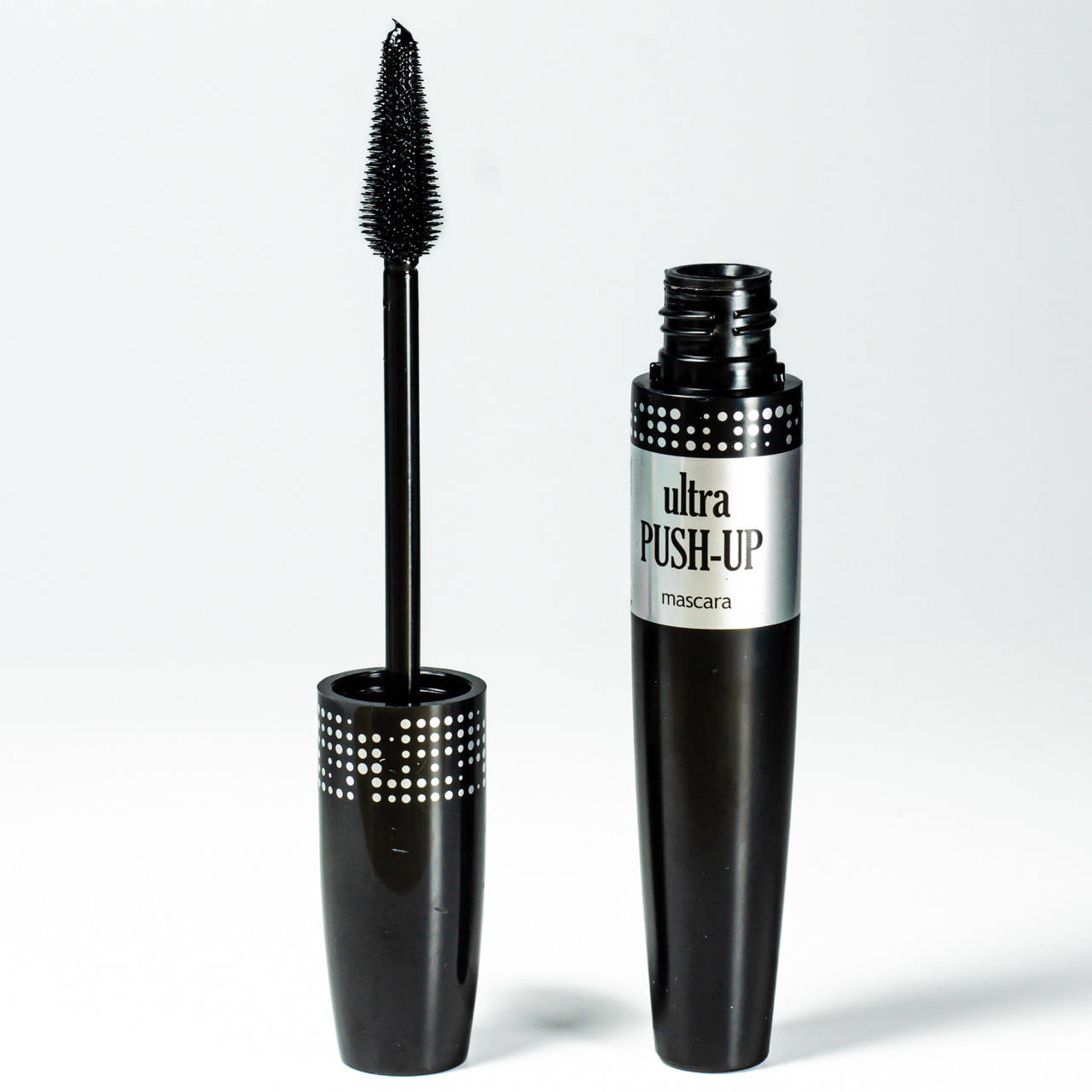 

Тушь для ресниц водостойкая Colour Intense Ultra Push-Up Mascara, Черный