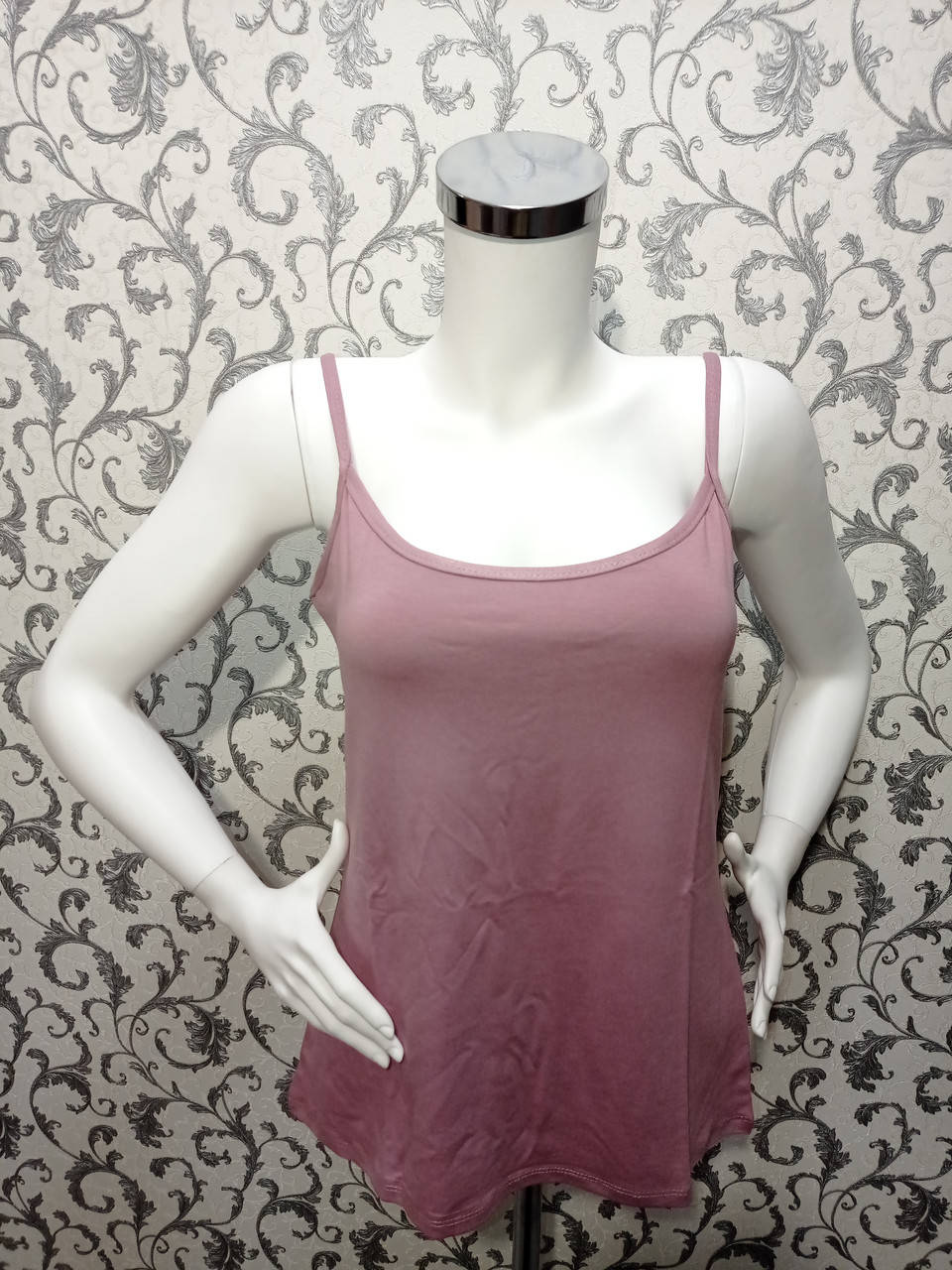 

Майка женская трикотажная на брителях однотонная универсал 52 54 батал стрейч пудра