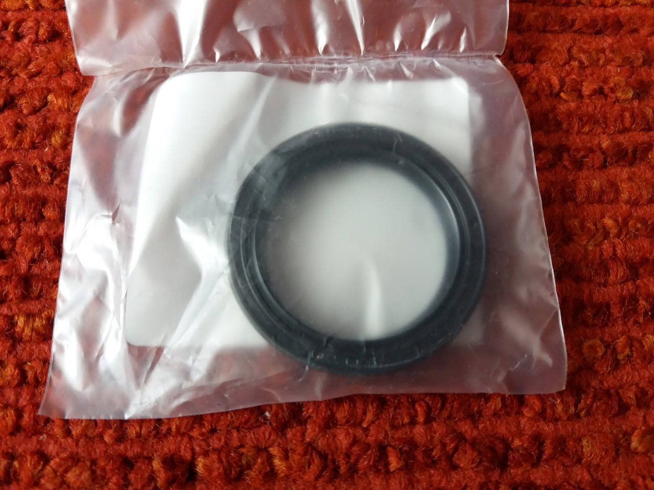 

Сальник коленвала левый адресс 110сс Suzuki Address 09283-30069