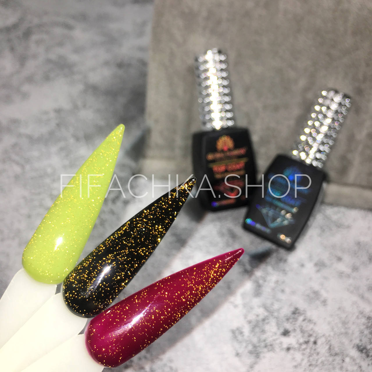 

Светоотражающий диско топ для гель лака Глобал без липкого слоя, золото (Global Fashion Disco top) 12 мл