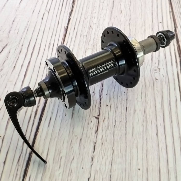 

Втулка задняя Novatec D242SBT под трещотку промподшипник 36 отверстий